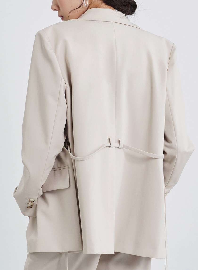 經典不對稱領綁帶西裝外套